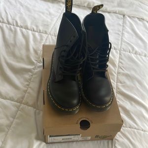 Dr. AirWair Martens 1460 (black)